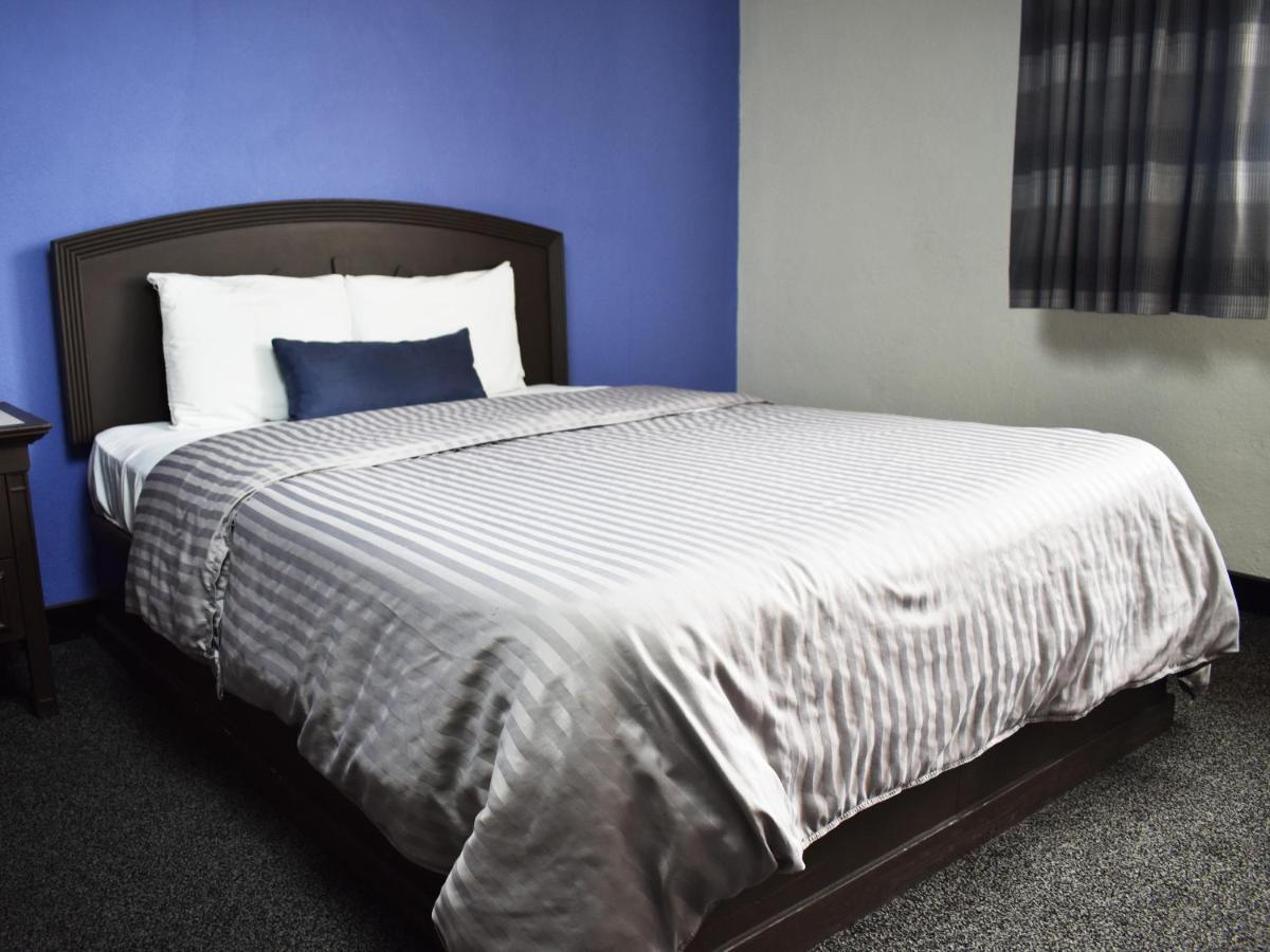 Hotel Corona Plaza Rosarito Bagian luar foto